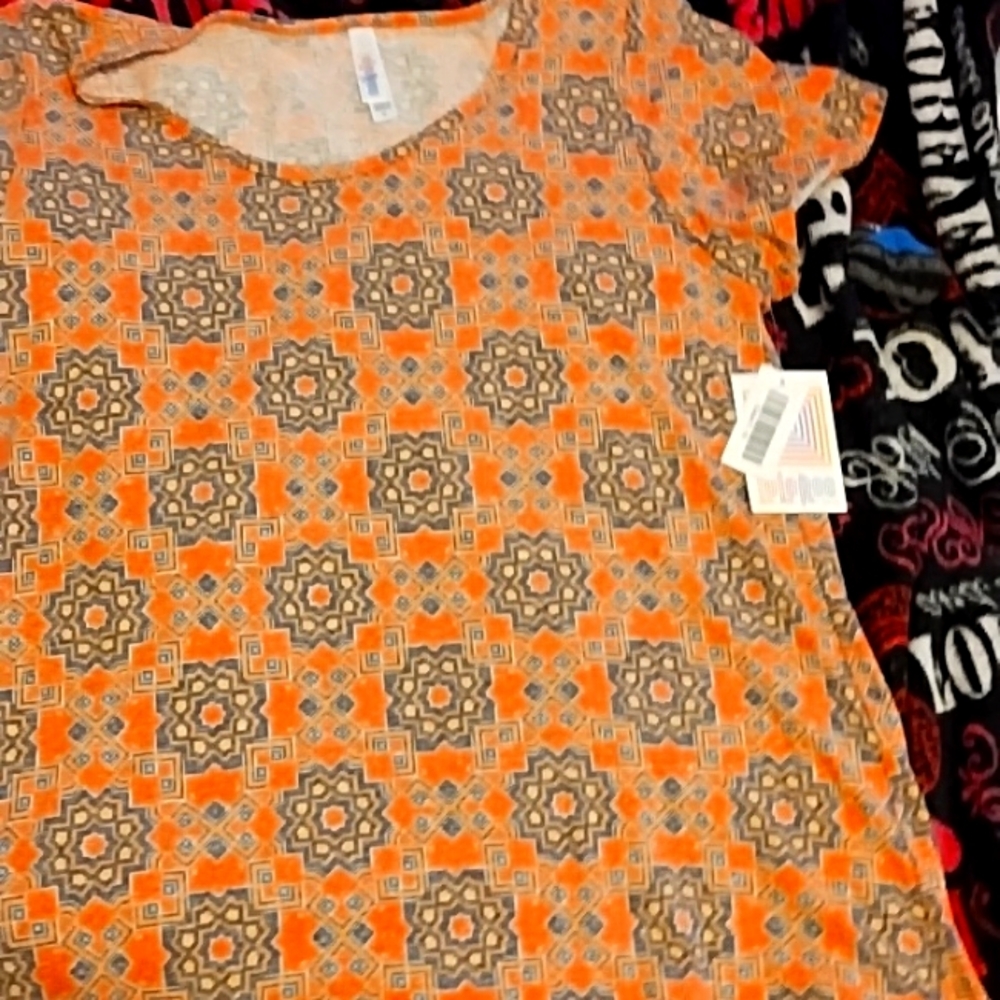 Lularoe classic T size XL